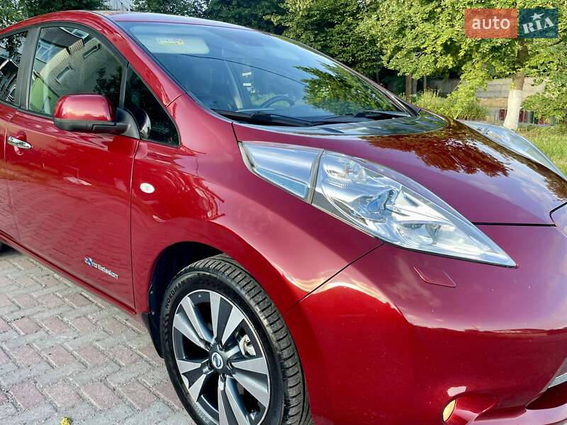 Nissan Leaf 2014
