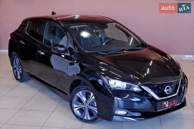 Хетчбек Nissan Leaf 2022 в Одесі