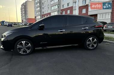 Хэтчбек Nissan Leaf 2018 в Полтаве