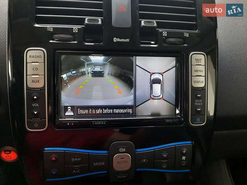 Хэтчбек Nissan Leaf 2017 в Хмельницком