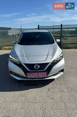 Хетчбек Nissan Leaf 2018 в Львові