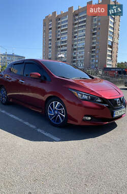 Хетчбек Nissan Leaf 2022 в Харкові