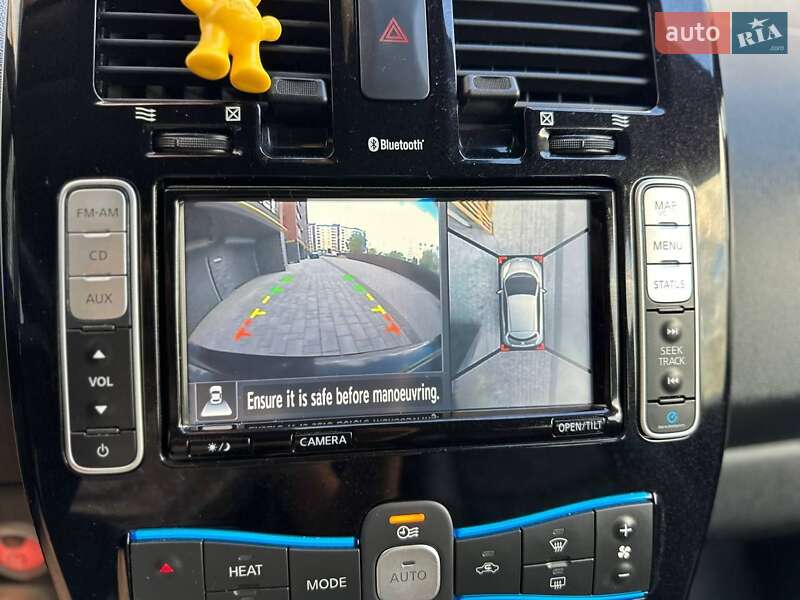 Хетчбек Nissan Leaf 2014 в Житомирі