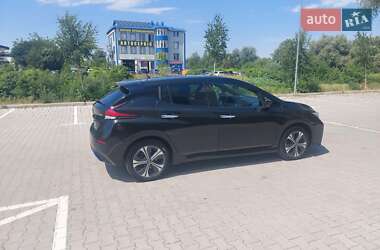 Хэтчбек Nissan Leaf 2020 в 
