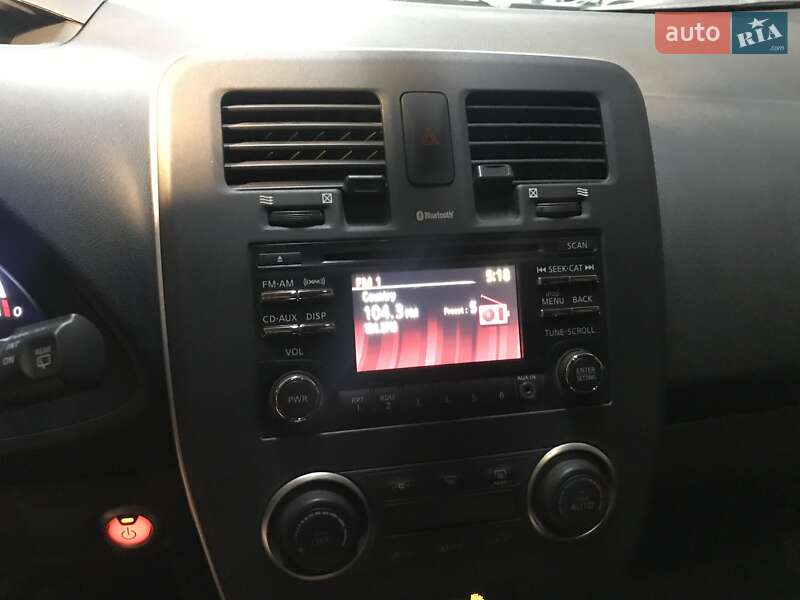 Хетчбек Nissan Leaf 2014 в Одесі