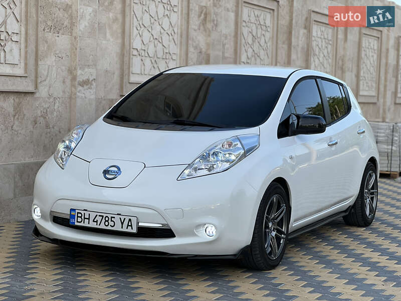 Nissan Leaf 2014