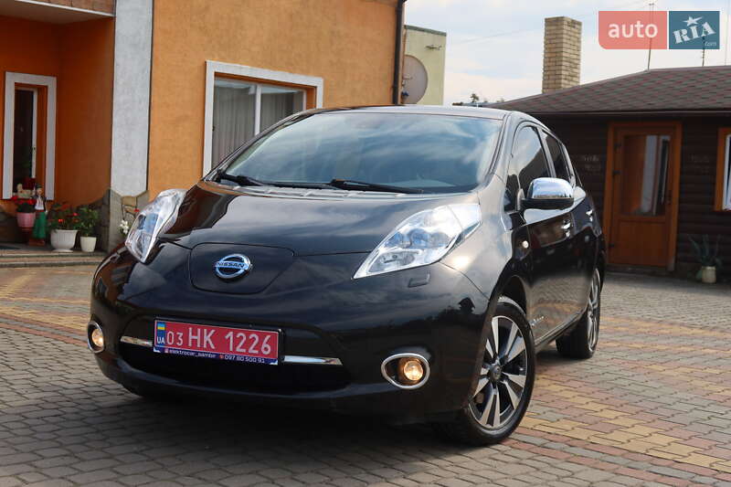 Хэтчбек Nissan Leaf 2013 в Самборе