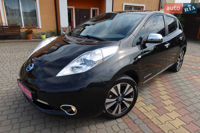 Хэтчбек Nissan Leaf 2013 в Самборе