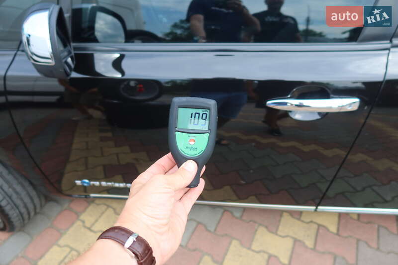 Хэтчбек Nissan Leaf 2013 в Самборе