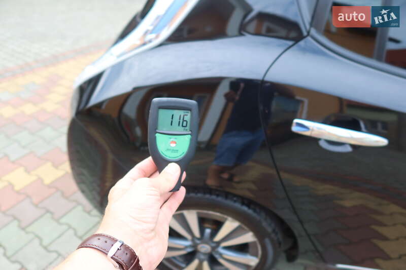 Хэтчбек Nissan Leaf 2013 в Самборе