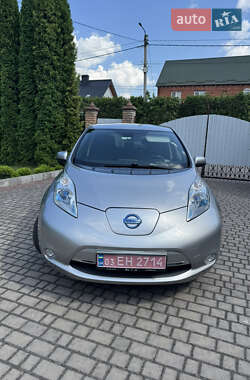 Хетчбек Nissan Leaf 2014 в Рівному