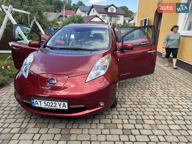 Nissan Leaf 2012
