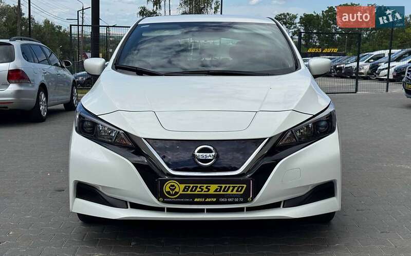 Хэтчбек Nissan Leaf 2022 в Черновцах