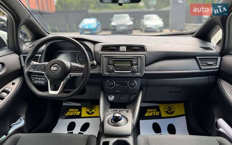 Хэтчбек Nissan Leaf 2022 в Черновцах