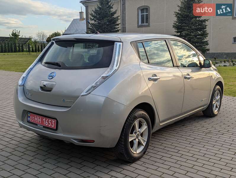 Хэтчбек Nissan Leaf 2013 в Дрогобыче