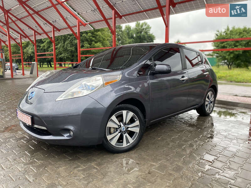 Хетчбек Nissan Leaf 2013 в Луцьку