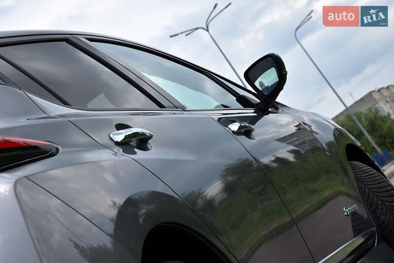 Хэтчбек Nissan Leaf 2018 в Дрогобыче