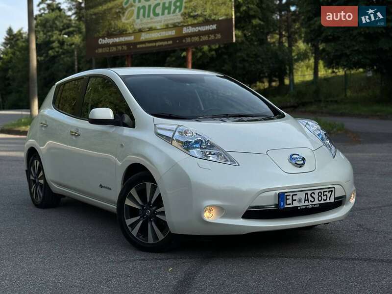 Хетчбек Nissan Leaf 2016 в Трускавці