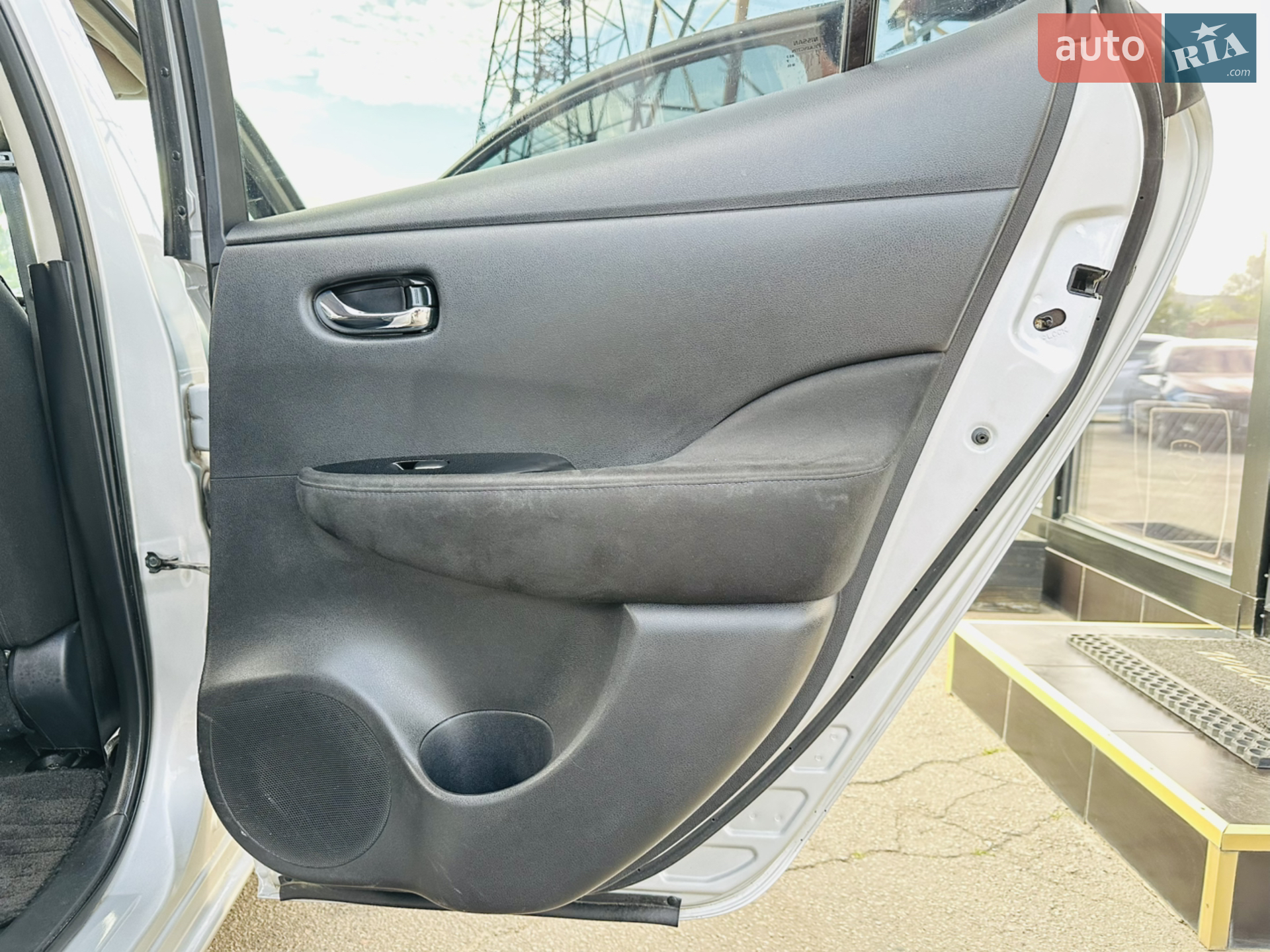 2015 Nissan Leaf - мініатюра 22