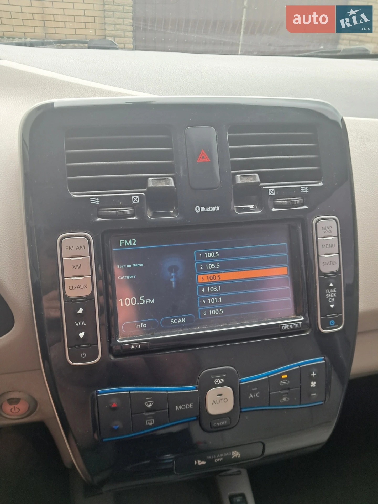 2011 Nissan Leaf - мініатюра 6