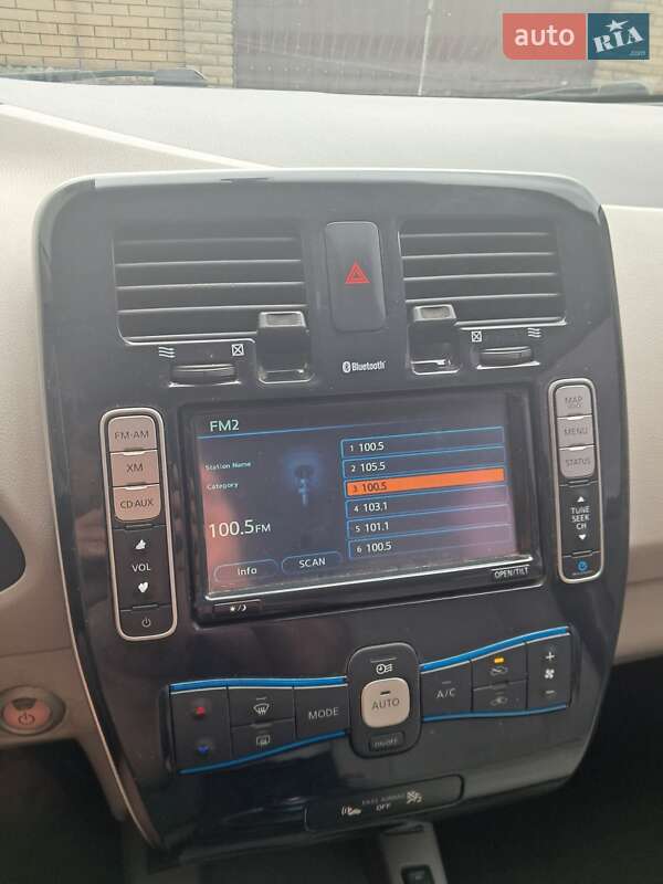 Хетчбек Nissan Leaf 2011 в Черкасах фото 6 Хетчбек Nissan Leaf 2011 в Черкасах