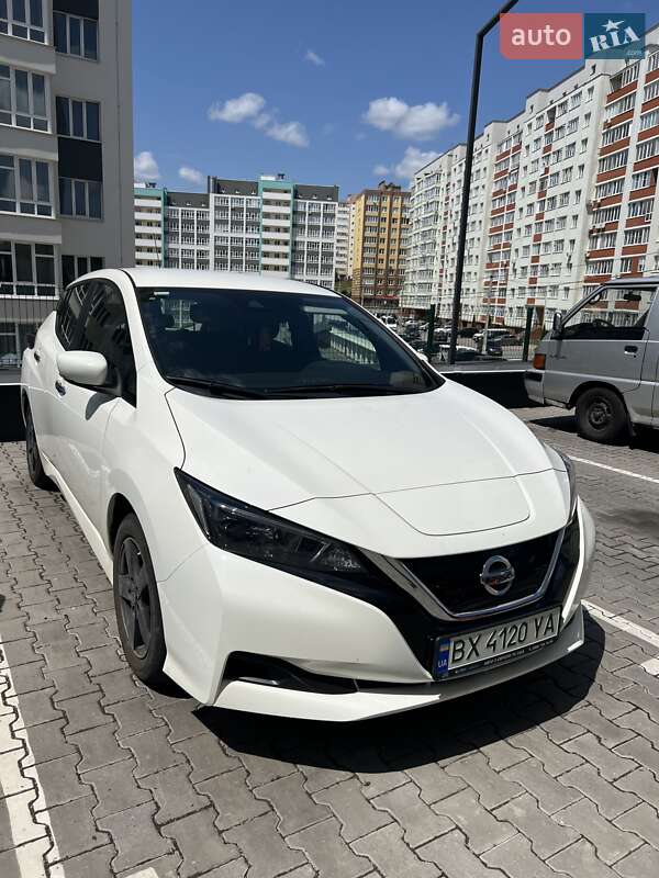 Nissan Leaf 2021