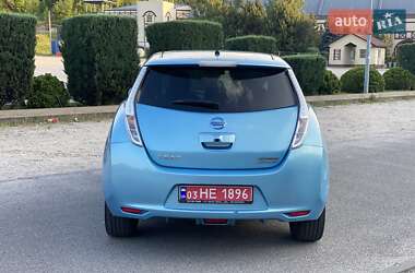 Хетчбек Nissan Leaf 2014 в 