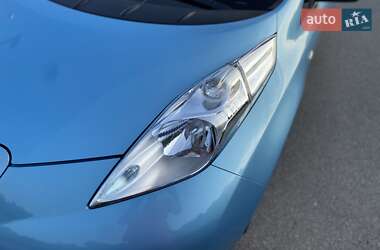 Хетчбек Nissan Leaf 2014 в 