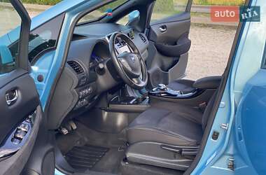 Хетчбек Nissan Leaf 2014 в 