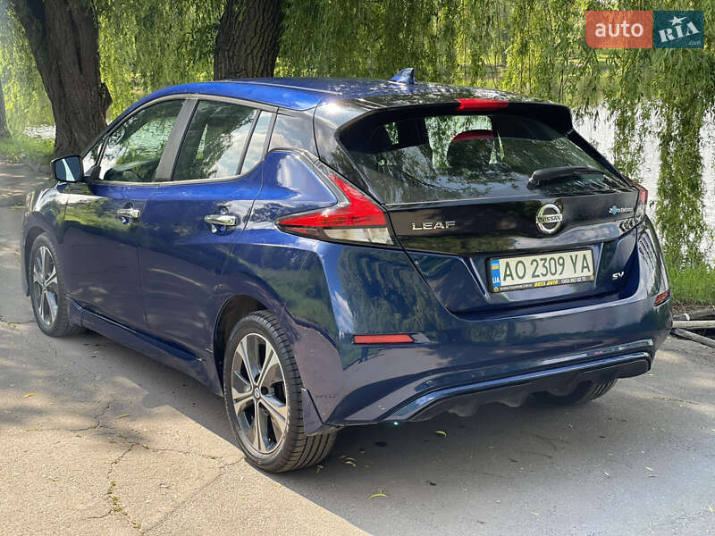 Хэтчбек Nissan Leaf 2021 в Ровно