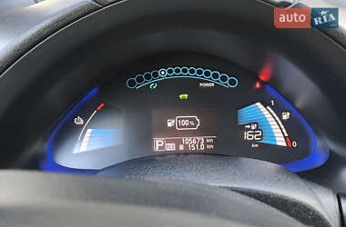 Хэтчбек Nissan Leaf 2014 в 