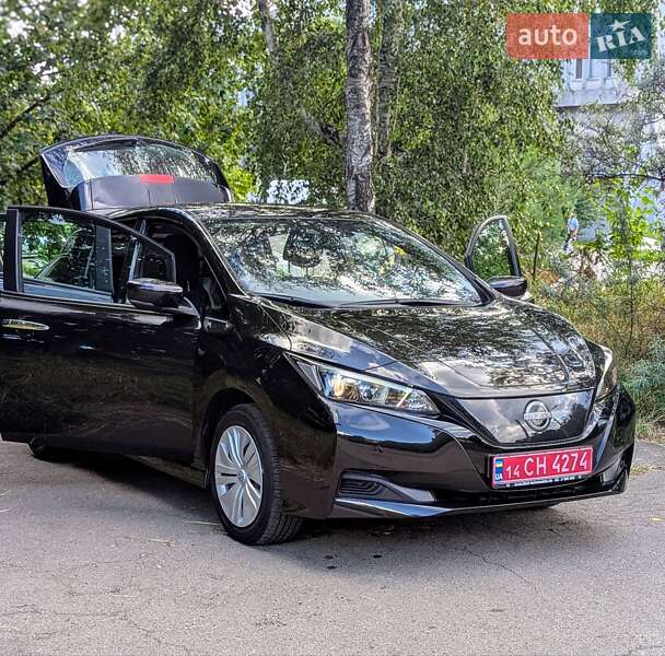 Хэтчбек Nissan Leaf 2022 в Ровно