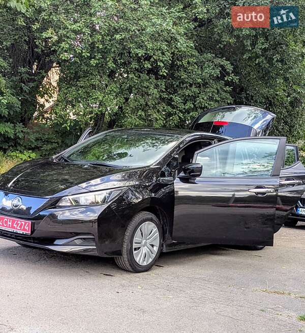 Хэтчбек Nissan Leaf 2022 в Ровно