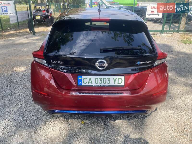 Хетчбек Nissan Leaf 2018 в Монастирищеві