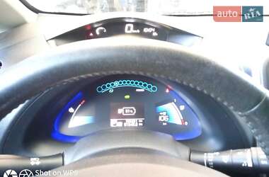 Хетчбек Nissan Leaf 2015 в Дніпрі