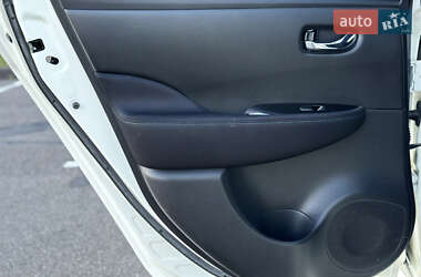 Хэтчбек Nissan Leaf 2020 в 