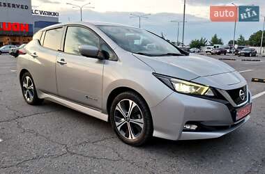 Хетчбек Nissan Leaf 2019 в Дніпрі