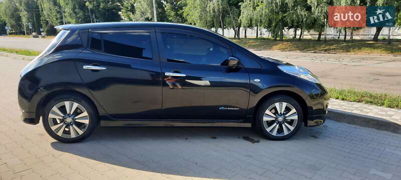 Nissan Leaf 2017