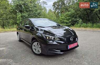 Седан Nissan Leaf 2022 в Києві