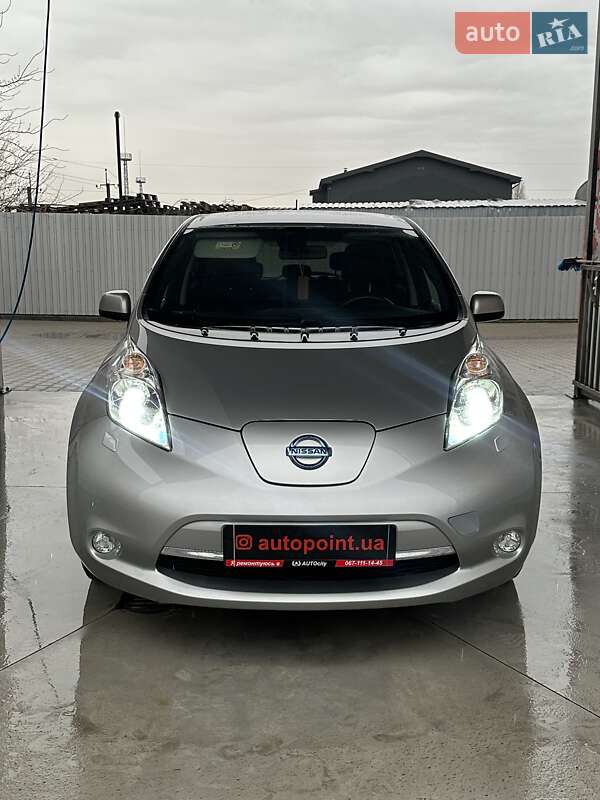 Хэтчбек Nissan Leaf 2014 в Белогородке