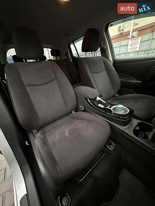 Хэтчбек Nissan Leaf 2014 в Белогородке