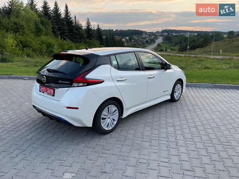 Хетчбек Nissan Leaf 2020 в Тернополі