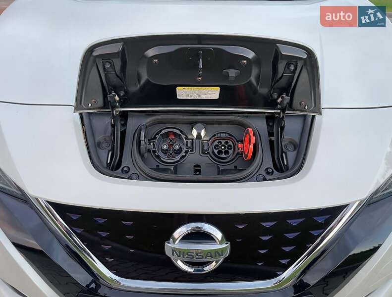Хетчбек Nissan Leaf 2020 в Тернополі