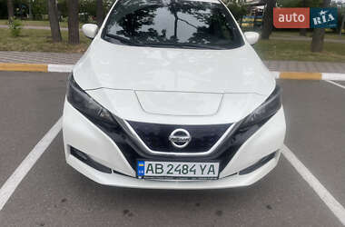 Хэтчбек Nissan Leaf 2021 в Киеве
