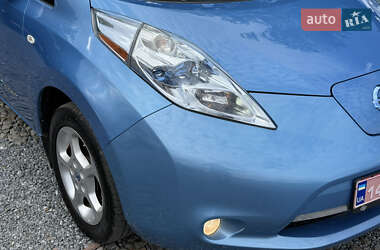 Хэтчбек Nissan Leaf 2012 в 