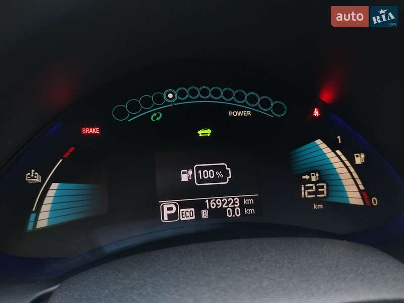 Хетчбек Nissan Leaf 2014 в Черкасах