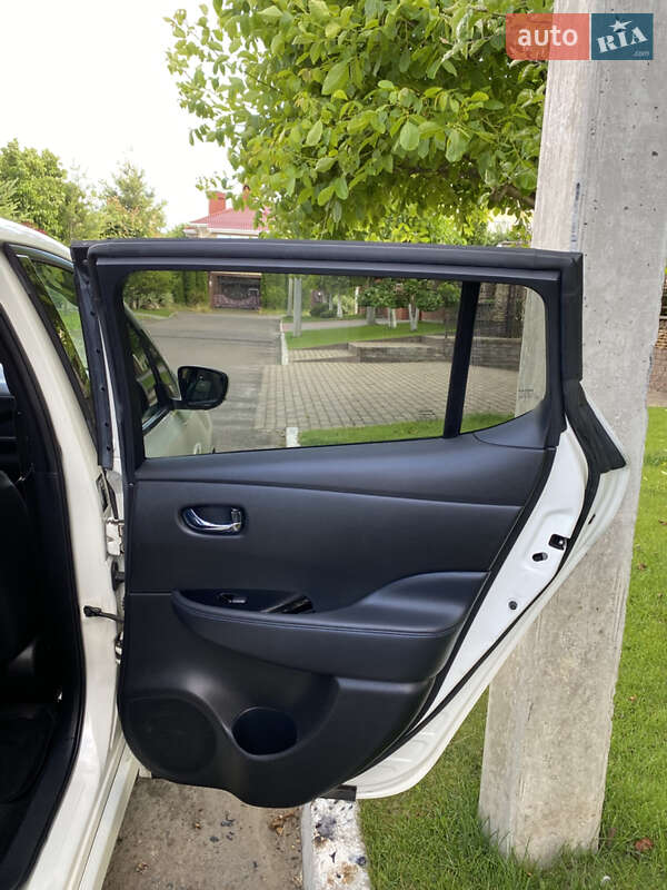 Хэтчбек Nissan Leaf 2020 в Ровно