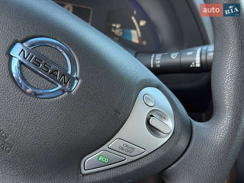 Хэтчбек Nissan Leaf 2016 в Харькове