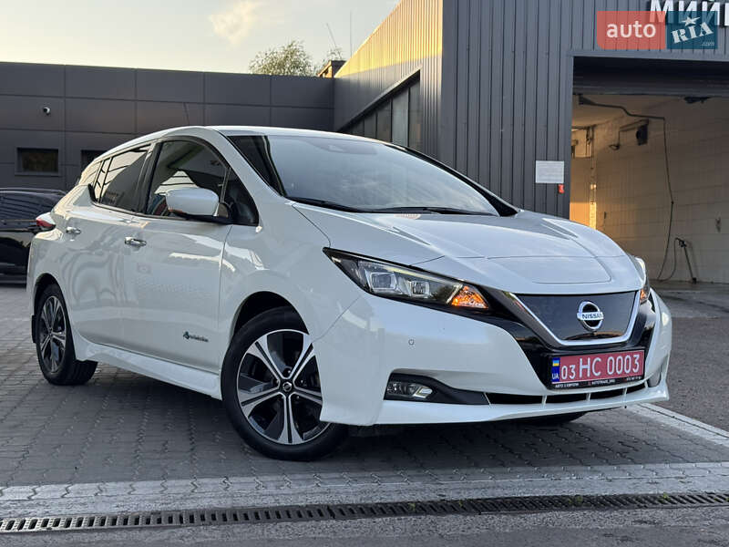 Хэтчбек Nissan Leaf 2018 в Дрогобыче