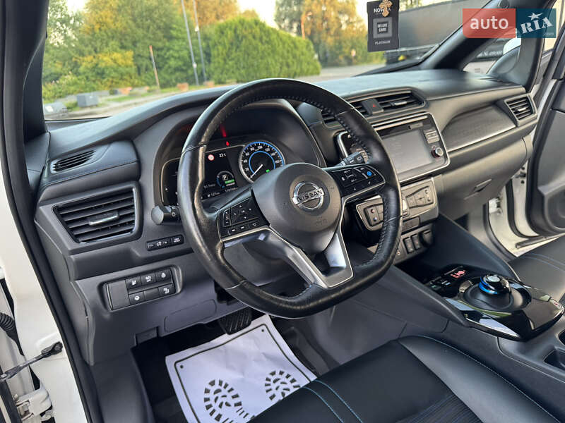 Хэтчбек Nissan Leaf 2018 в Дрогобыче